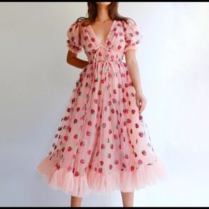 🚫SOLD🚫 Glitter Strawberry Tulle Dress- ONE LEFT!